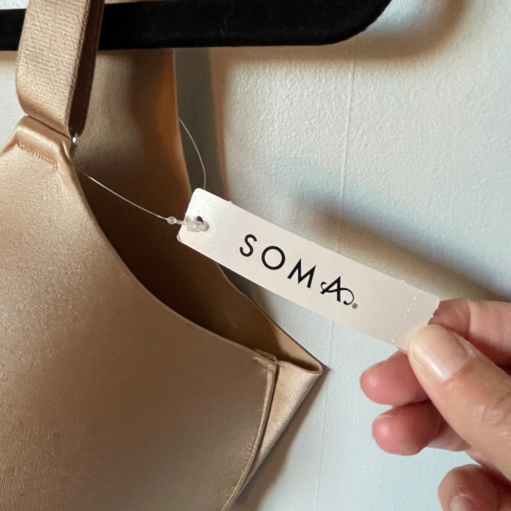 SOLD! Soma Vanishing Back Full Coverage Bra 38G Beige Smooth Underwire - Picture 8 of 10